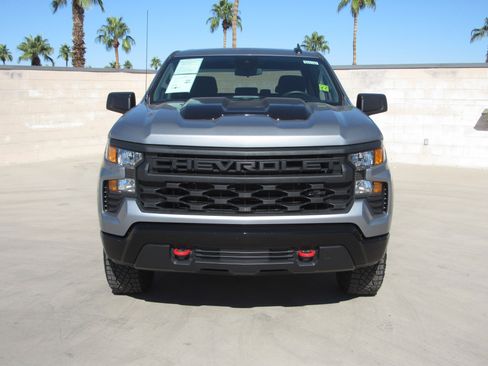 Used 2024 Chevrolet Silverado 1500 Custom Trail Boss w/ LPO, Dark Essentials Package image 3