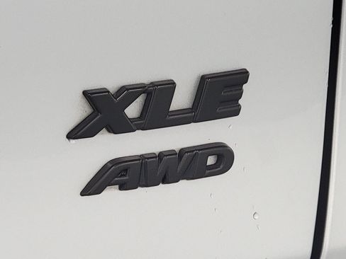 Certified 2025 Toyota RAV4 XLE w/ Convenience Package AWD/4WD image 10