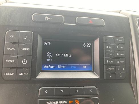 Used 2016 Ford F150 XLT AWD/4WD image 23