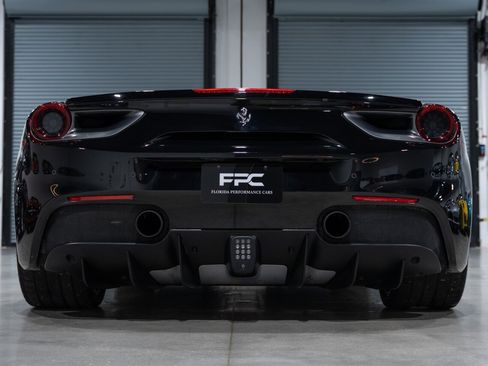 Used 2018 Ferrari 488 Spider image 79