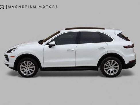 Used 2020 Porsche Cayenne image 3