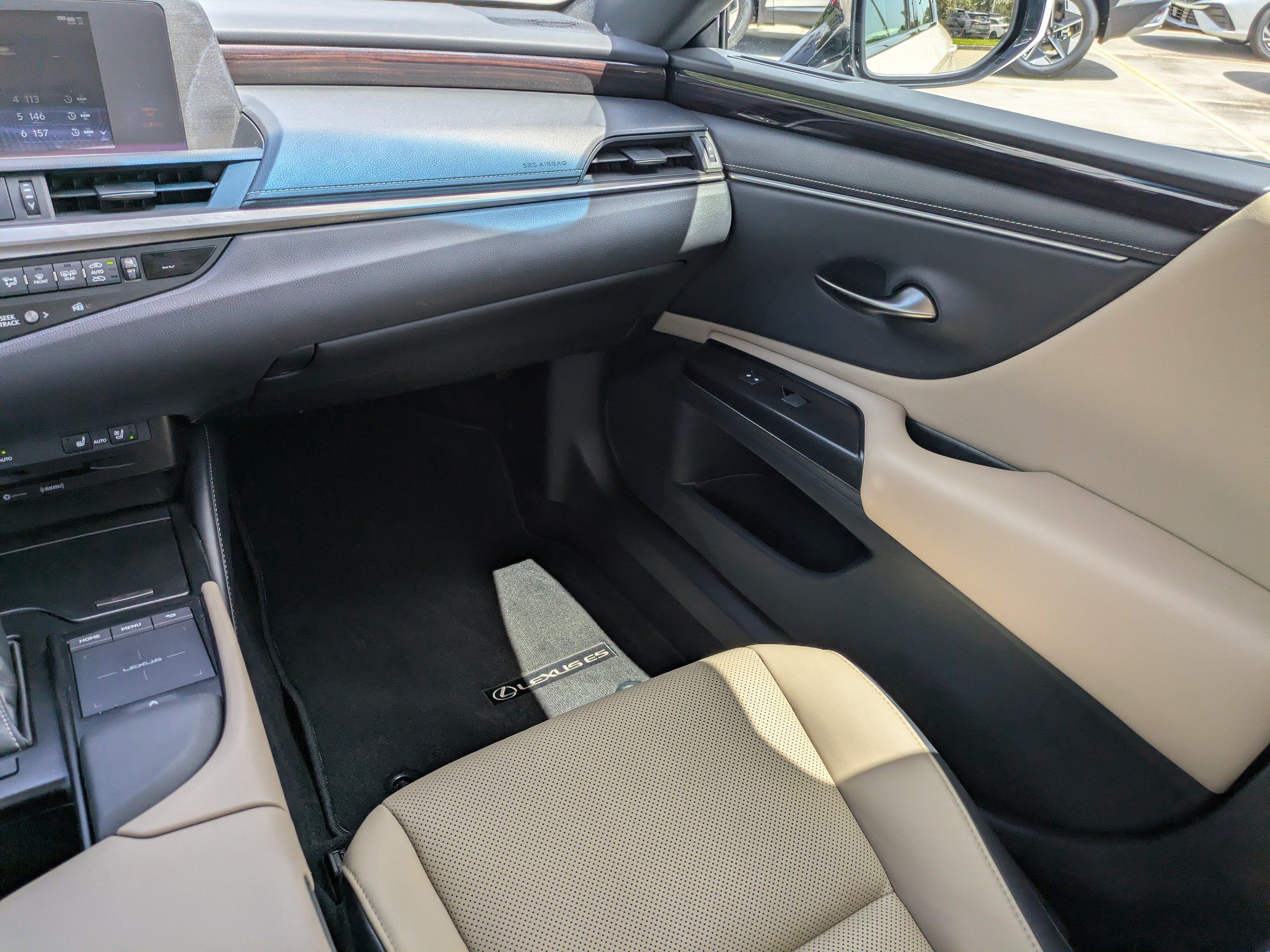Used 2019 Lexus ES 350 w/ Premium Package FWD image 15