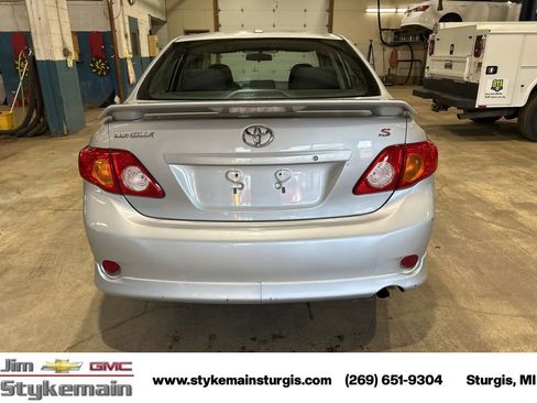 Used 2010 Toyota Corolla S FWD image 7