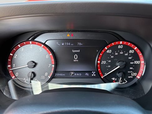 Used 2025 Nissan Frontier PRO-4X AWD/4WD image 29