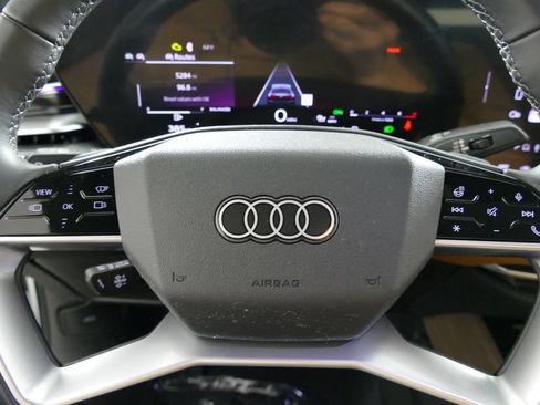 Used 2025 Audi A5 2.0T Premium Plus w/ Premium Plus AWD/4WD image 19