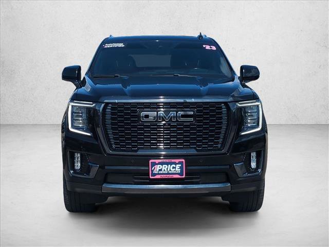 Used 2023 GMC Yukon XL Denali Ultimate AWD/4WD image 2