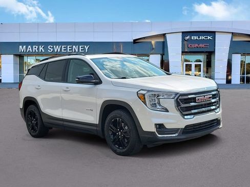 Used 2022 GMC Terrain AT4 w/ Tech Package AWD/4WD image 3