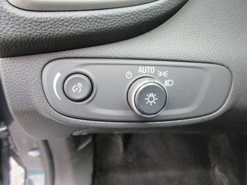 Certified 2021 Chevrolet Trax LT AWD/4WD image 23
