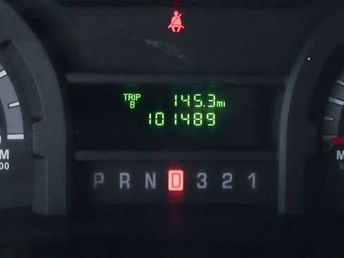 Used 2016 Ford E-350 and Econoline 350 Super Duty image 24