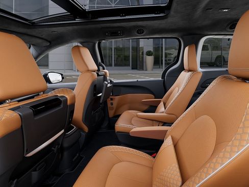New 2026 Chrysler Pacifica Pinnacle AWD/4WD image 23