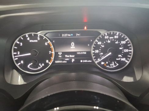 Used 2022 Nissan Rogue SV image 14