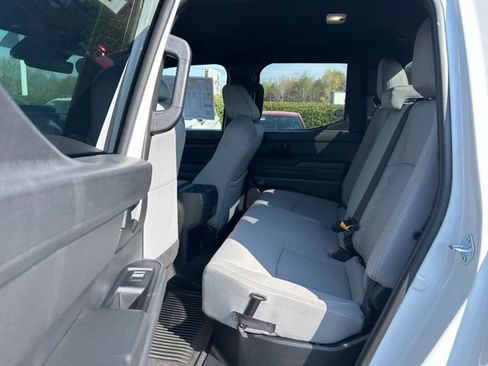 Used 2025 Toyota Tacoma SR5 image 15