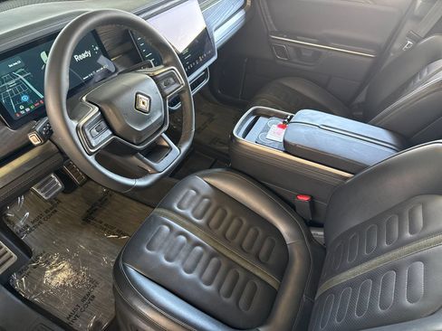 Used 2024 Rivian R1T Adventure AWD/4WD image 10