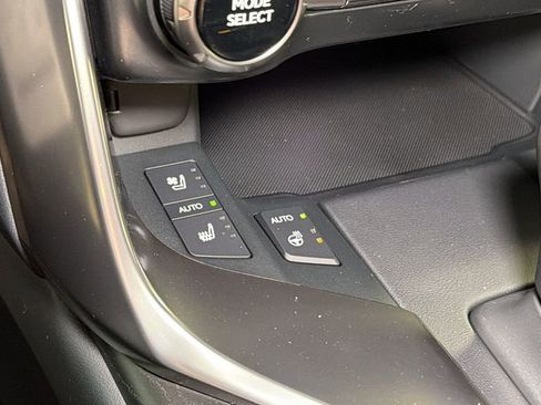 New 2026 Lexus LX 700h Luxury image 33