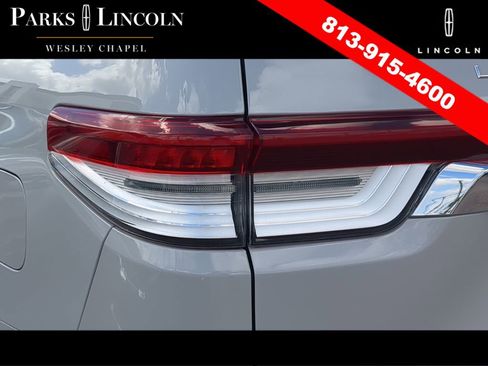 Used 2022 Lincoln Navigator L Reserve image 7