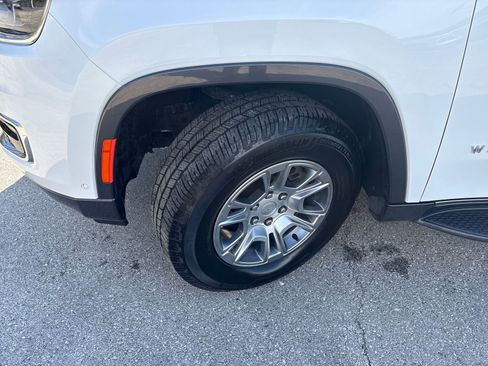 Used 2022 Jeep Wagoneer Series I w/ Convenience Group I image 27