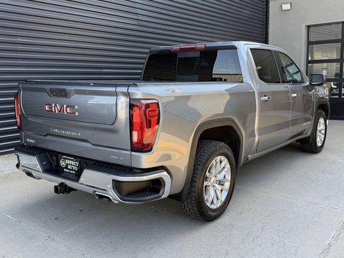 Used 2022 GMC Sierra 1500 SLT w/ SLT Premium Plus Package AWD/4WD image 11