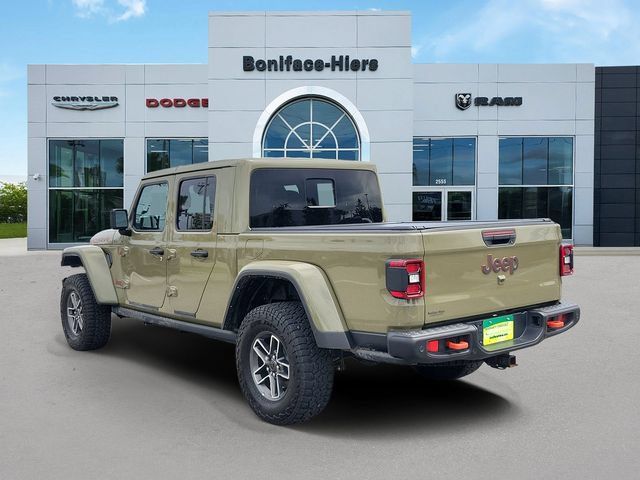 Used 2025 Jeep Gladiator Mojave AWD/4WD image 4