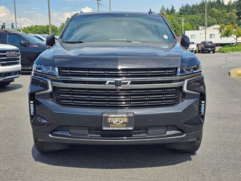 Used 2022 Chevrolet Suburban RST w/ Luxury Package AWD/4WD image 8