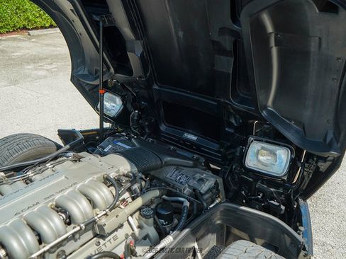 Used 1990 Chevrolet Corvette ZR-1 RWD image 31