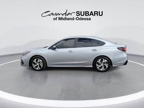 Used 2025 Subaru Legacy Premium AWD/4WD image 5