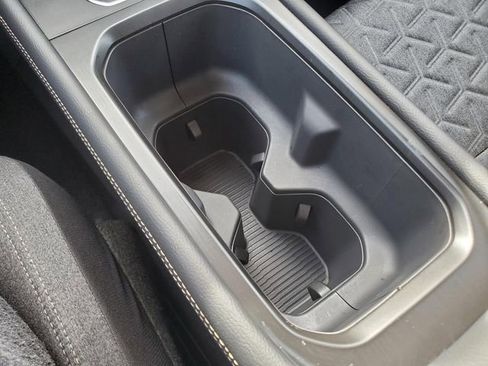 Certified 2025 Nissan Kicks SV image 22