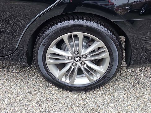 Used 2017 Toyota Camry SE image 8
