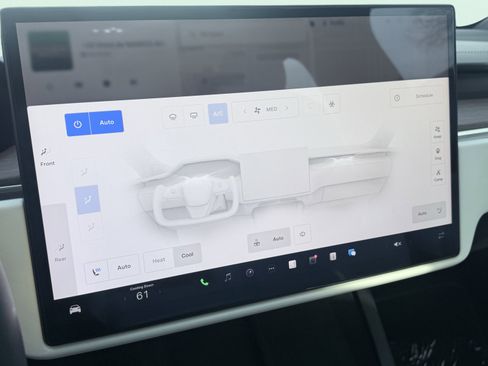 Used 2023 Tesla Model X image 61