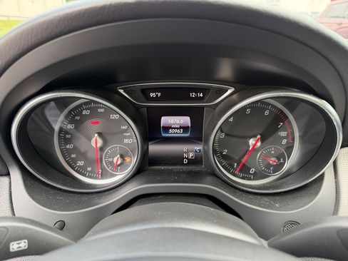 Used 2020 Mercedes-Benz GLA 250 4MATIC image 18
