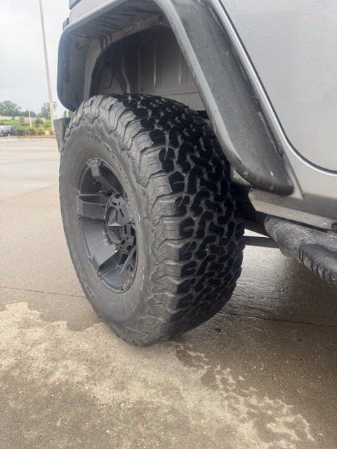 Used 2013 Jeep Wrangler Unlimited Sport AWD/4WD image 14