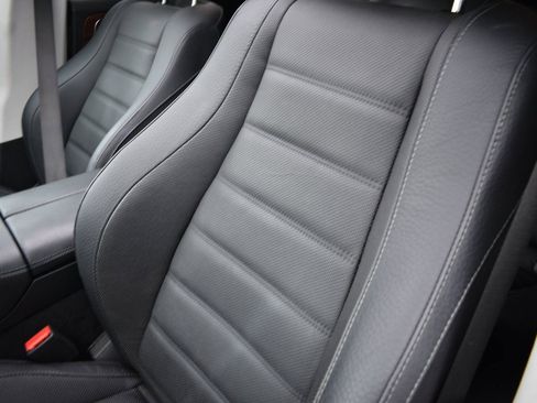 Used 2023 Mercedes-Benz GLE 350 4MATIC image 11