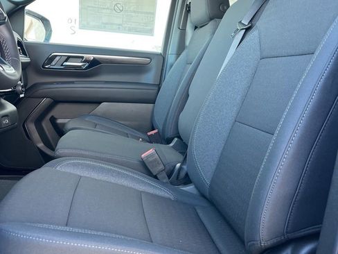 New 2026 Chevrolet Tahoe LS image 9