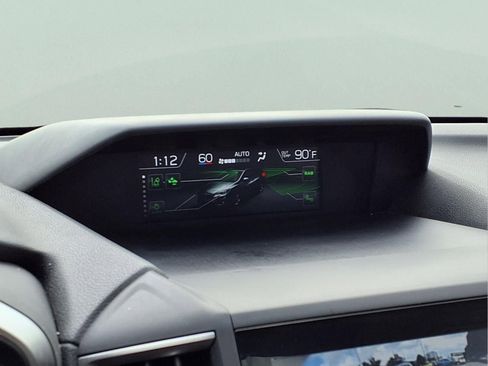 Used 2020 Subaru Crosstrek 2.0i Limited w/ Moonroof Package w/Navigation image 19