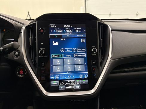 Certified 2024 Subaru Crosstrek 2.0i Premium AWD/4WD image 17