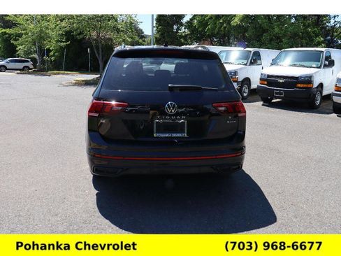 Used 2024 Volkswagen Tiguan SE R-Line AWD/4WD image 6