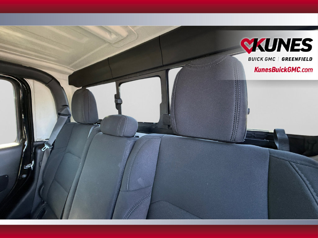 Used 2022 Jeep Gladiator Sport AWD/4WD image 34