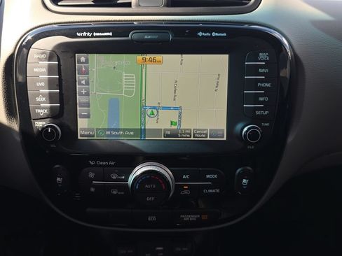 Used 2016 Kia Soul + w/ Primo Package FWD image 15