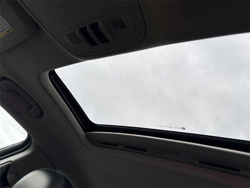 Used 2016 Buick Regal Premium w/ Driver Confidence Package #1 image 26