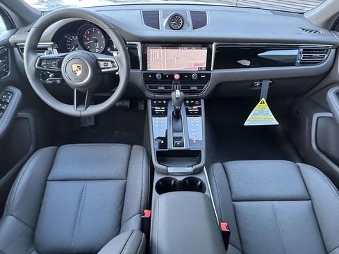 New 2026 Porsche Macan image 14