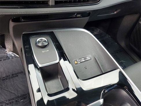 New 2026 Buick Enclave Preferred w/ Power Package image 24