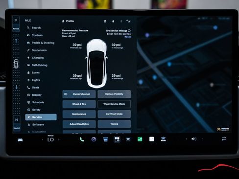 Used 2023 Tesla Model S Standard Range AWD/4WD image 68