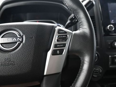 Used 2024 Nissan Titan SV AWD/4WD image 15