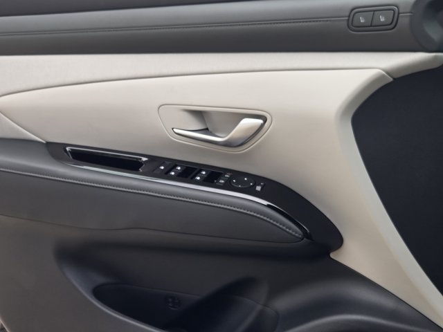 New 2026 Hyundai Tucson Limited AWD/4WD image 16