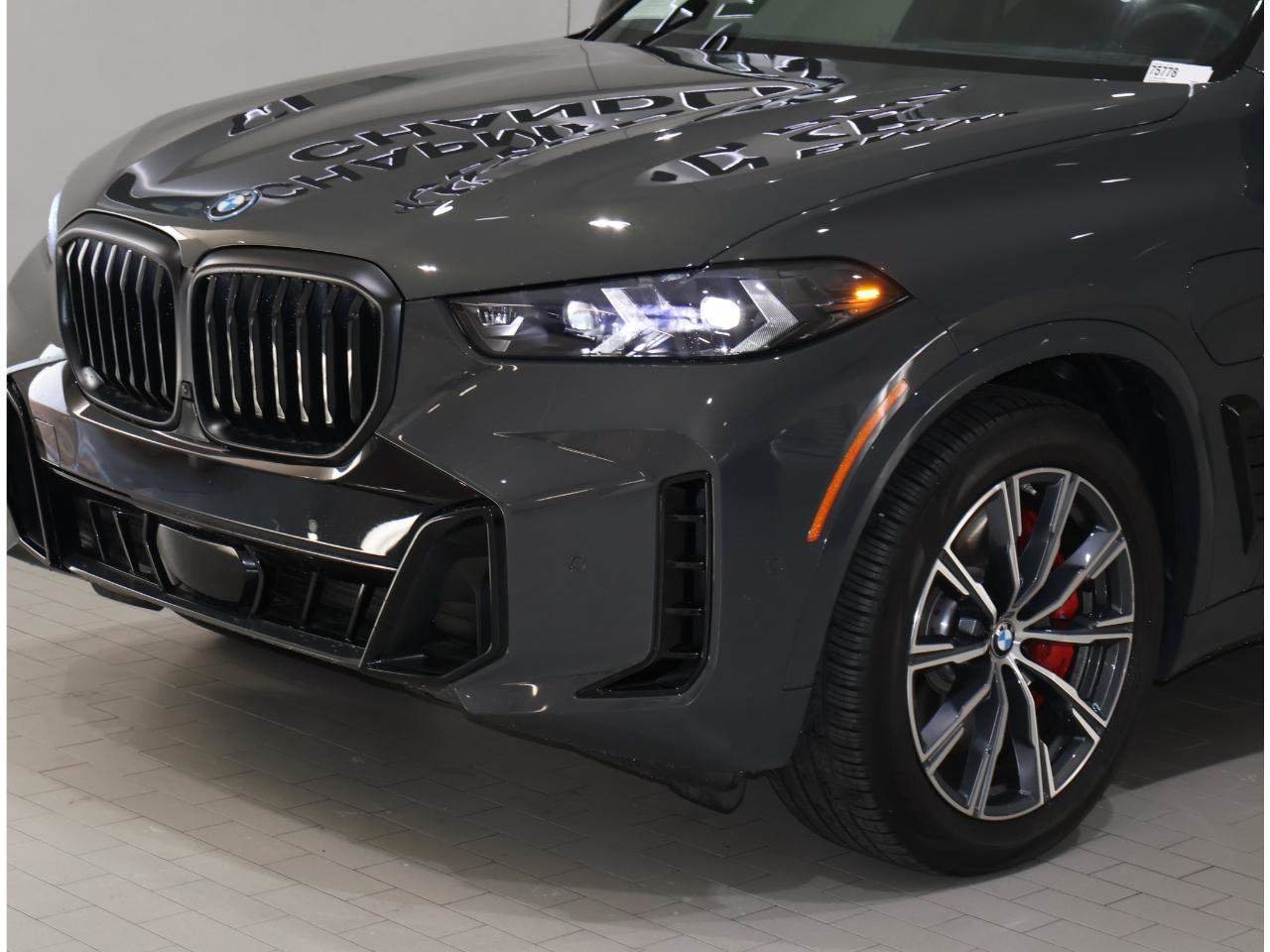 Certified 2026 BMW X5 xDrive50e AWD/4WD image 2