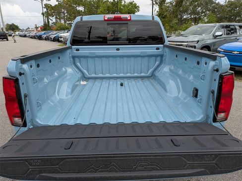 New 2025 Chevrolet Colorado LT w/ LT Convenience Package image 12