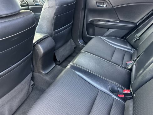 Used 2016 Honda Accord Sport image 26