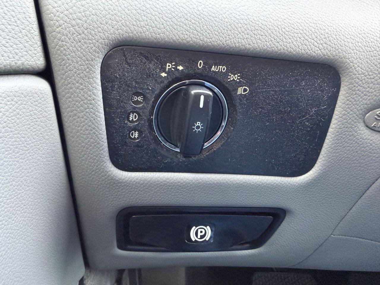 Used 2011 Mercedes-Benz CLS 550 image 19