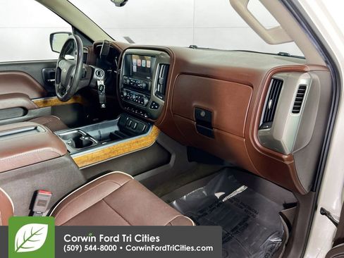 Used 2014 Chevrolet Silverado 1500 High Country image 28
