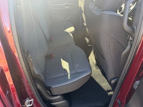 Used 2025 RAM 1500 Big Horn AWD/4WD image 36