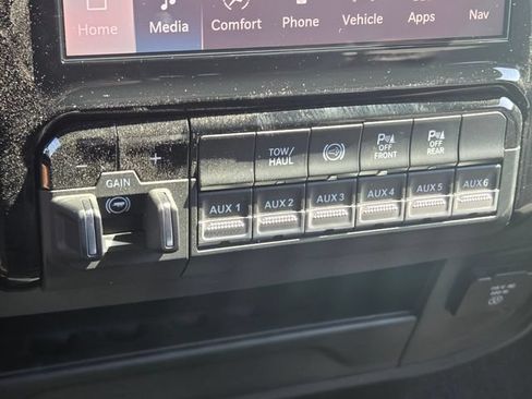 New 2026 RAM 3500 Tradesman AWD/4WD image 28